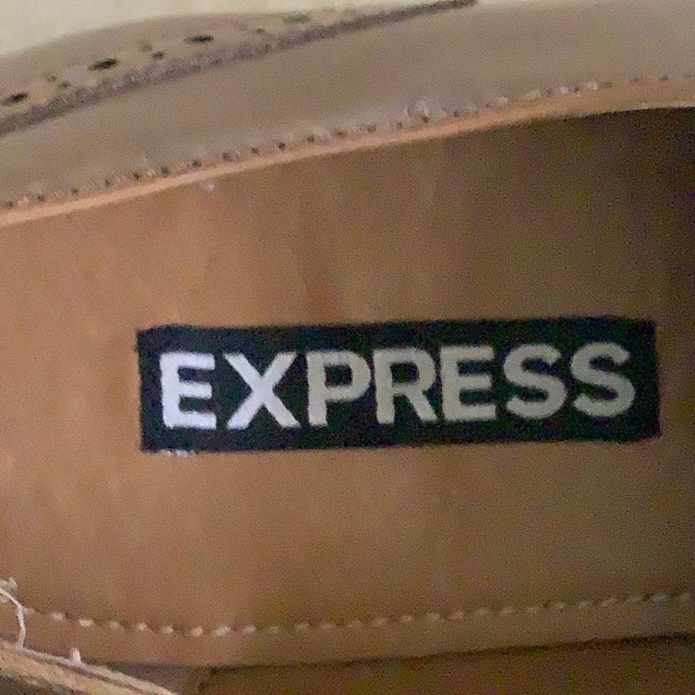 Shoes - Picture 3 of 5